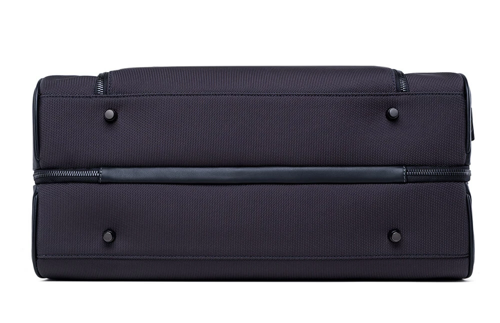 Atlas-travel-bag-charcoal-grey-bottom