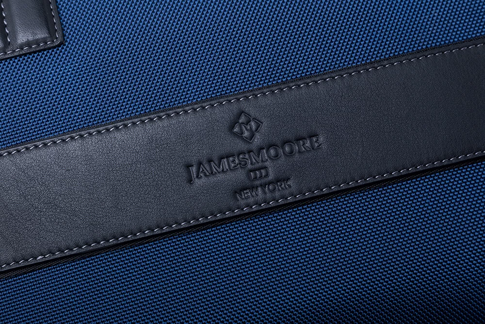 JMNY-Atlas-travel-bag-navy-blue-back